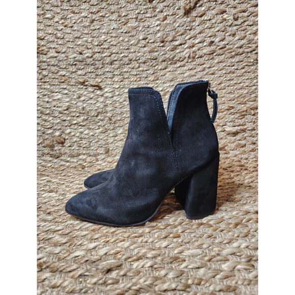 Steve Madden Black Suede Leather Ankle Booties Boots Size 9 M - Picture 5 of 11